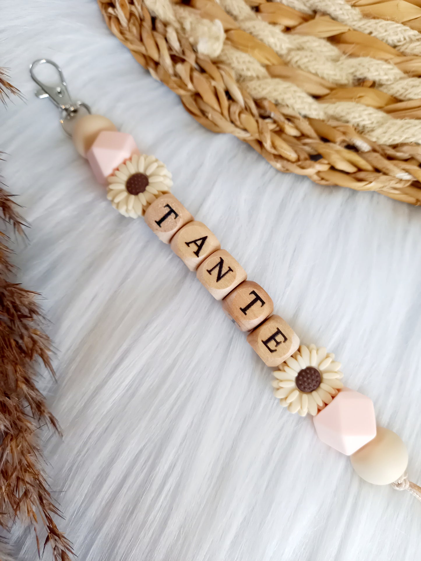Sleutelhanger daisy (kies je kleuren zelf) beige/lightpink