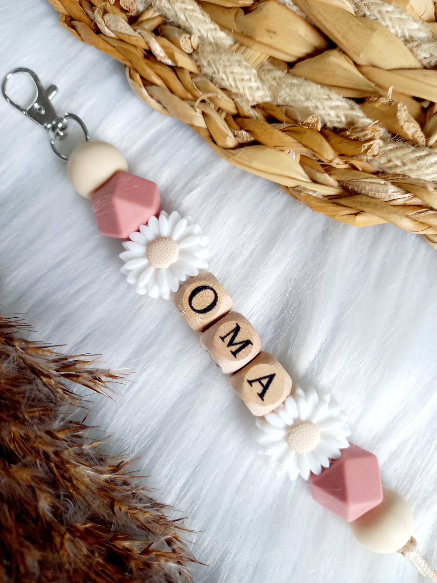 Sleutelhanger daisy (kies je kleuren zelf) beige/powderblush