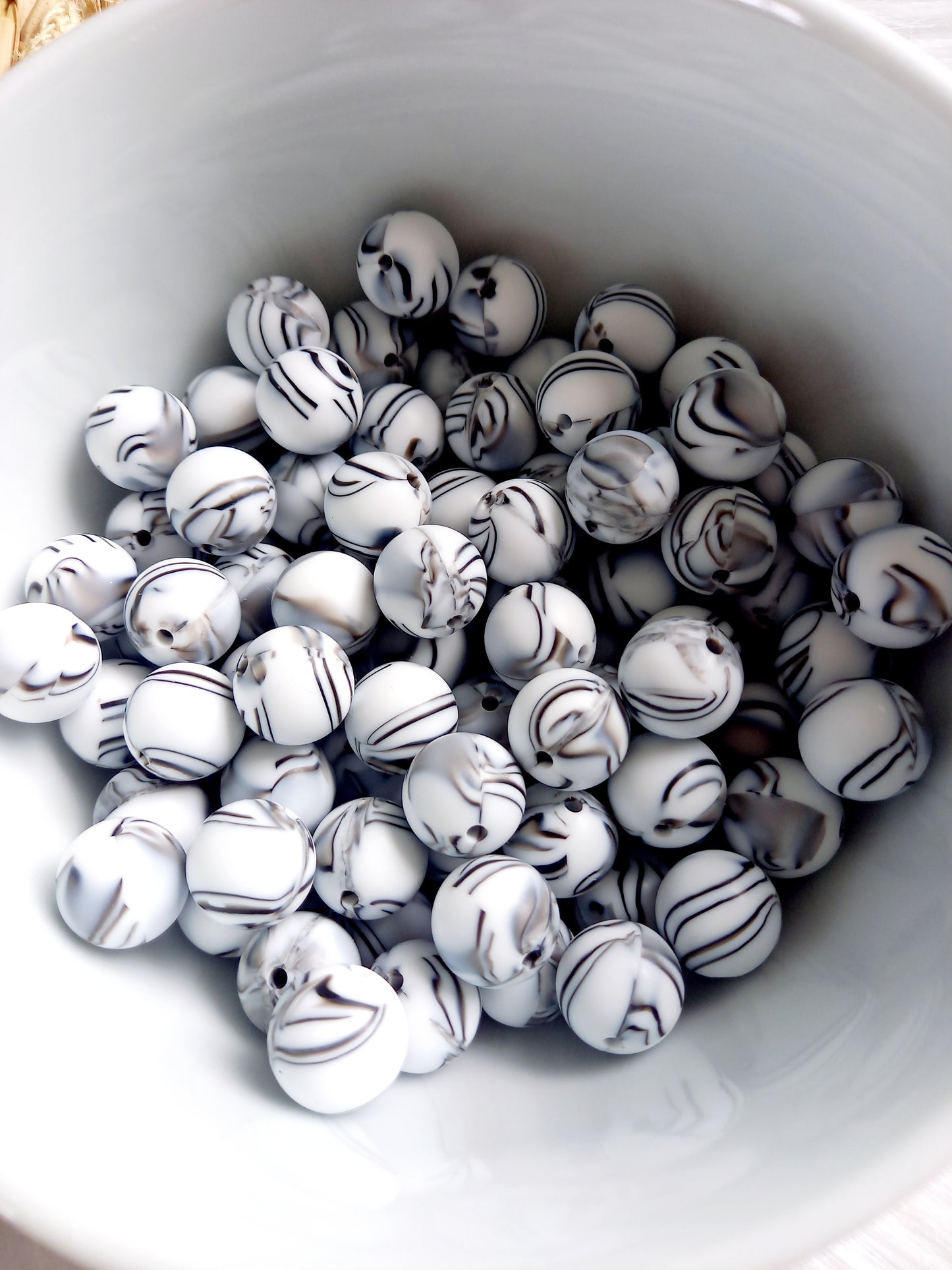 Siliconen kralen marble wit/zwart