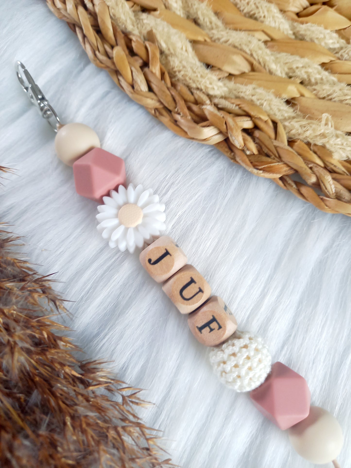 Sleutelhanger Lynn (kies je kleuren zelf) beige/powderblush