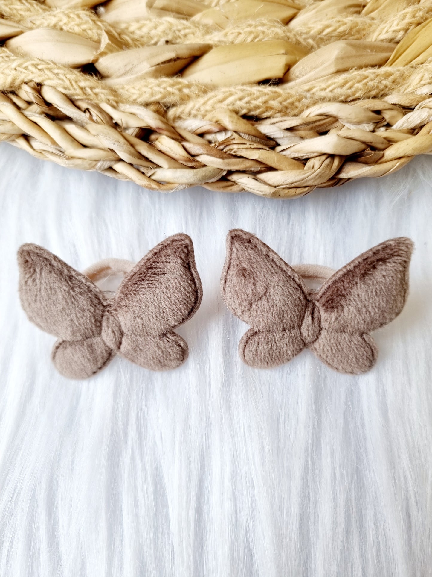 mini elastiekjes vlinder bont 2stuks taupe