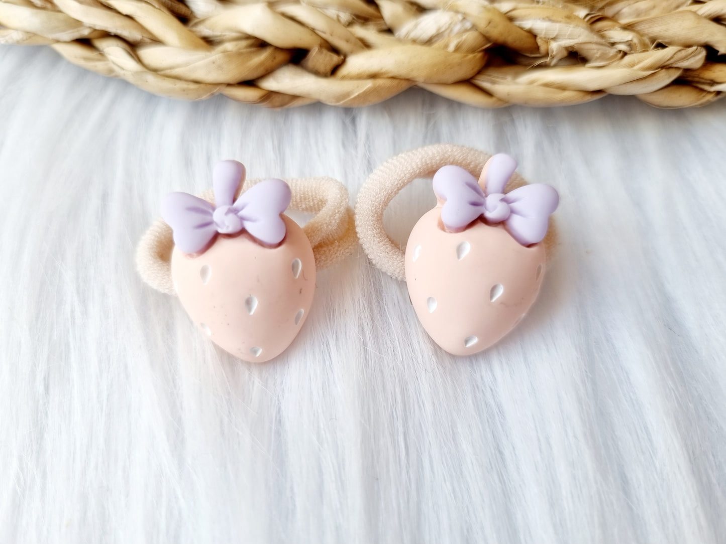 Mini haar elastiekjes aardbeitjes 2 stuks licht roze