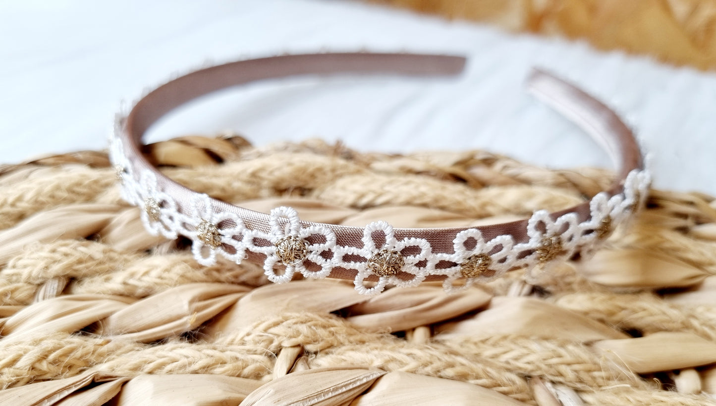 Diadeem mini madelief