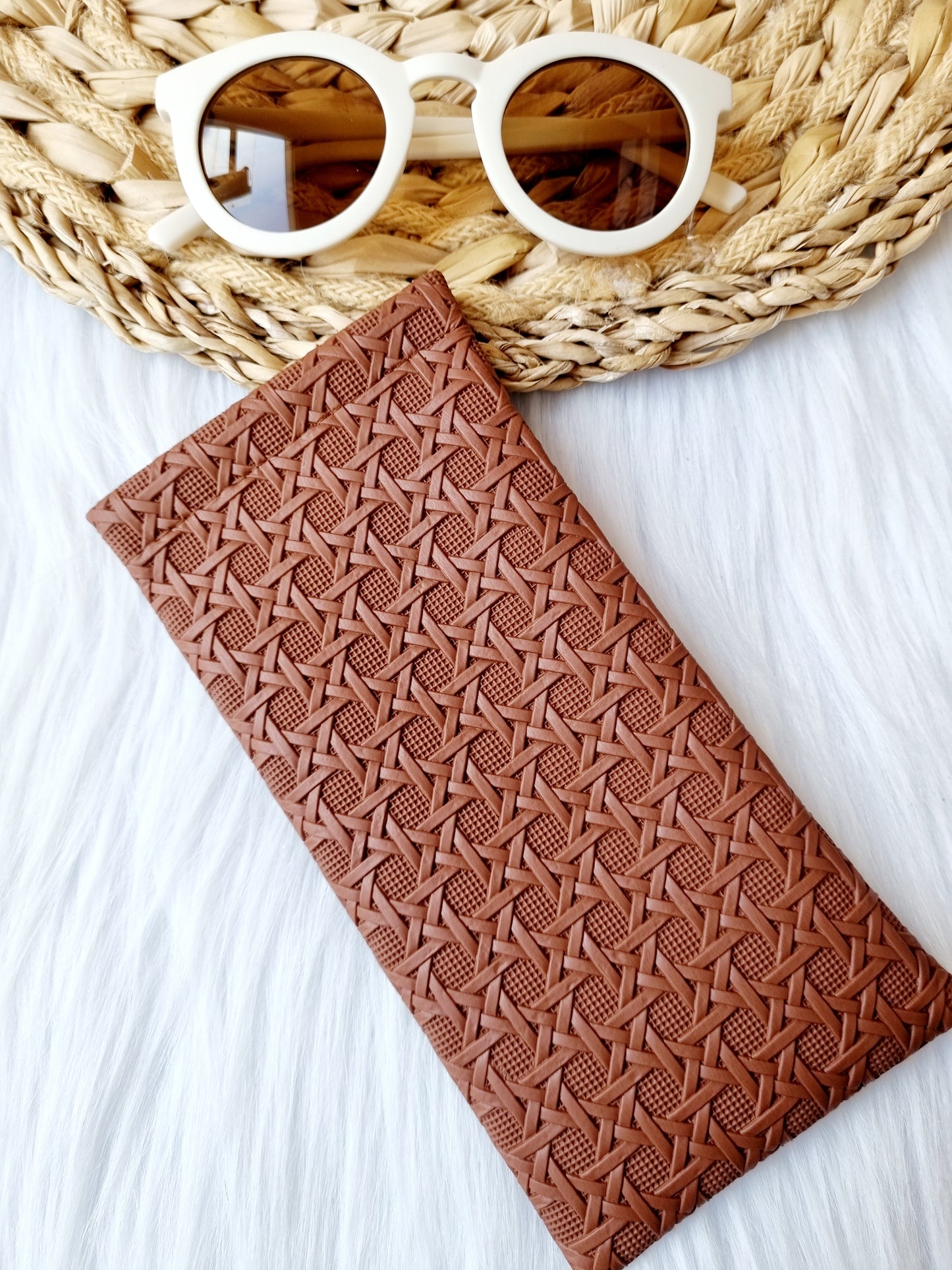 zonnebril etui chic bruin