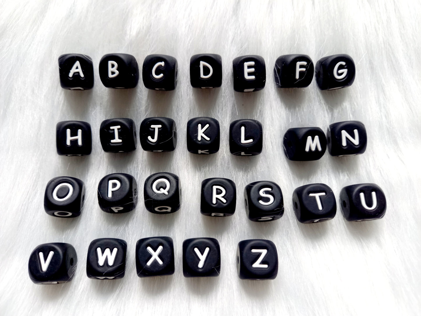 zwarte siliconen letter kralen, diy, bpa vrij