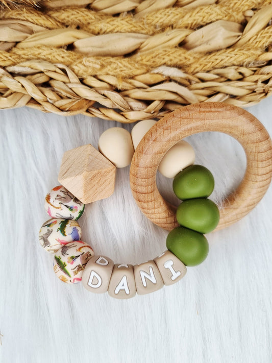 Bijtring met naam - Safari, donkergroen, beige