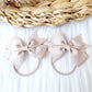 Haar elastiekje strik (lint) Leyla 2 stuks beige
