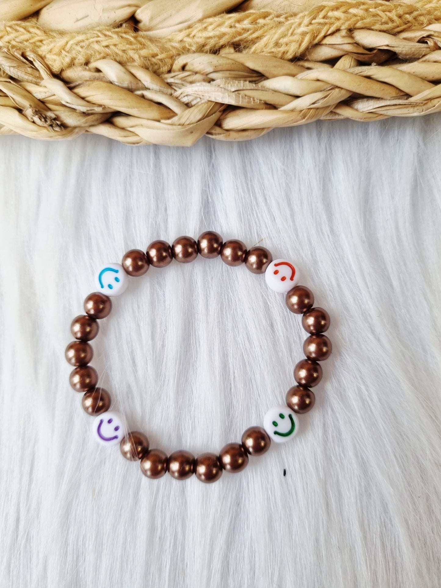 Kinderarmband - Pearl smiley colors donkerbruin