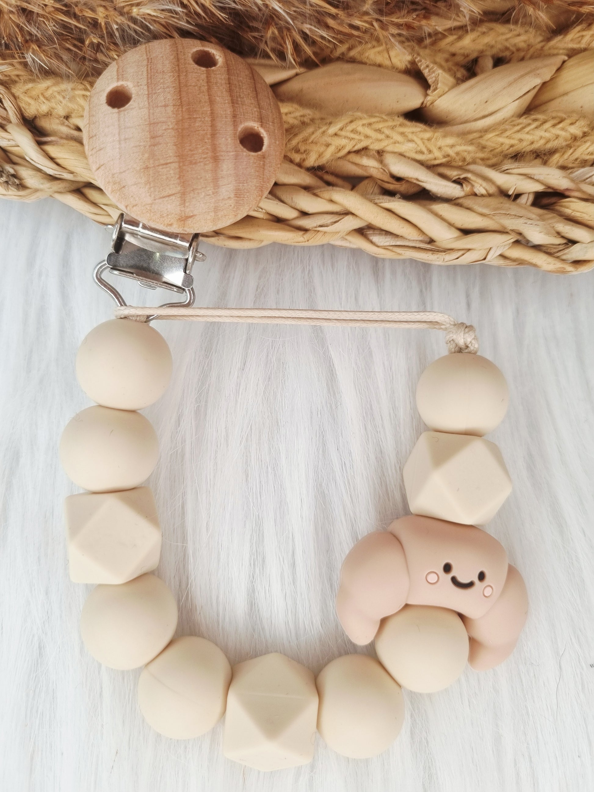 Speenkoord met naam croissant neutral beige