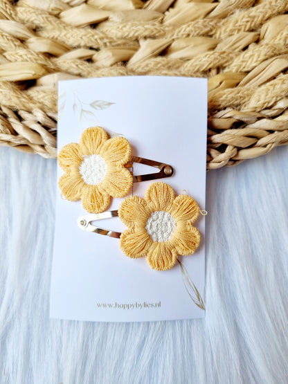 Haarspeldje peony 2 stuks geel