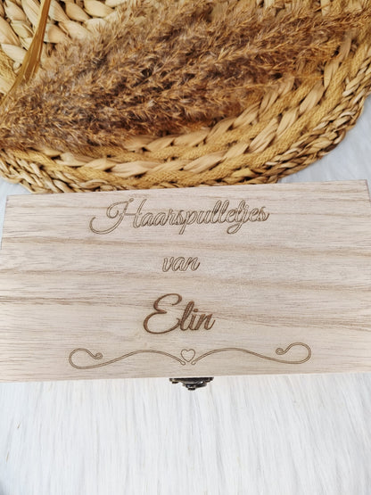 Gepersonaliseerd houten haarspeldjes kistje met naam