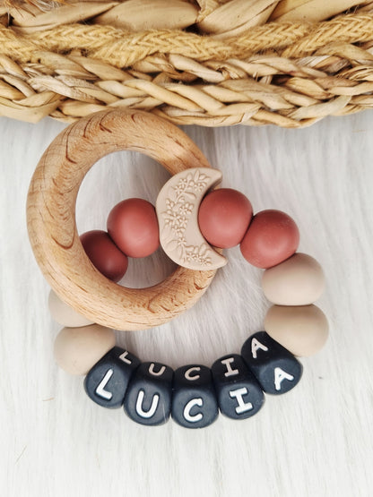 Bijtring met naam maan klei, woodchuck 