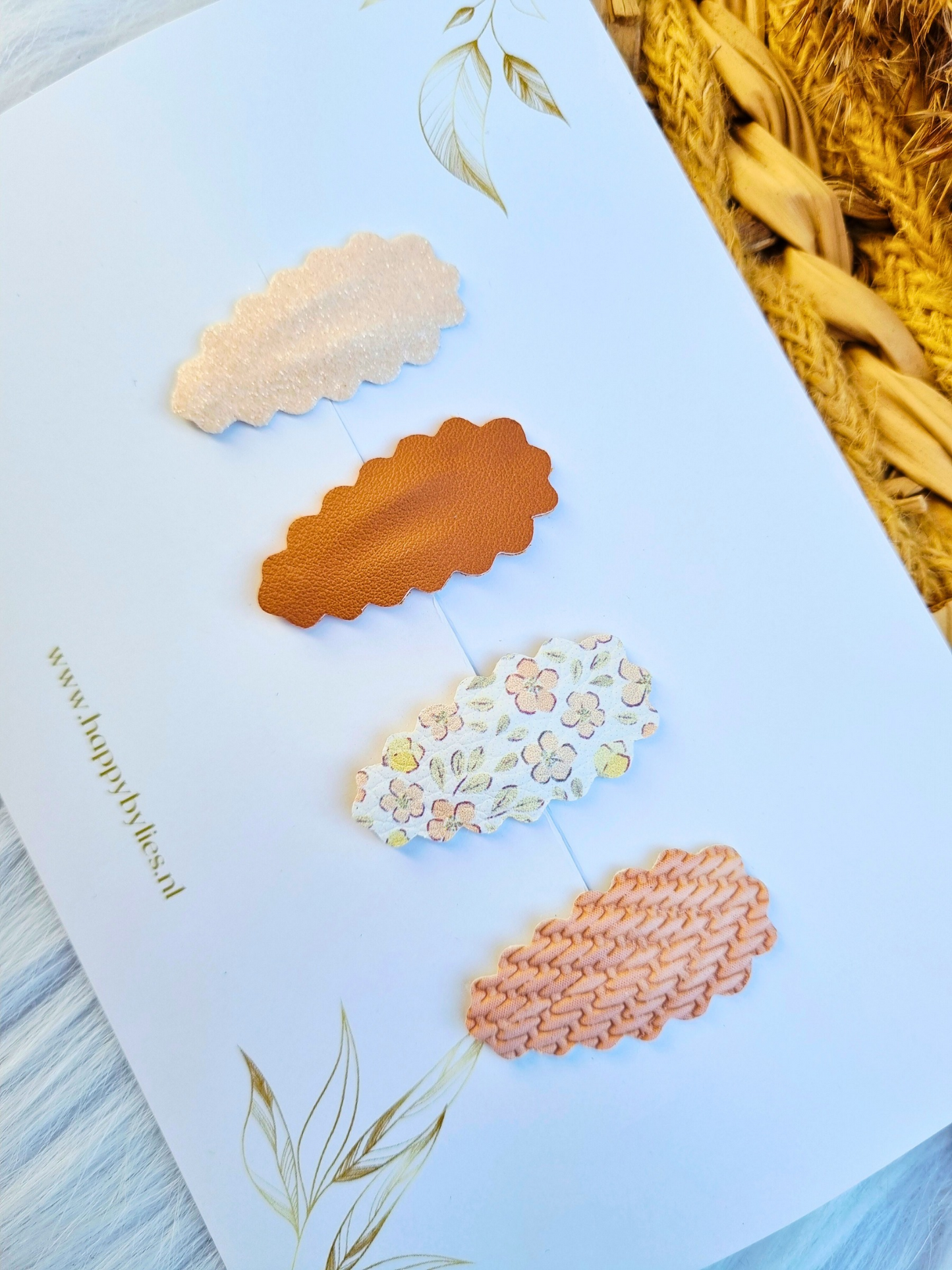 Leatherlook haarspeldjes Elke ribbel