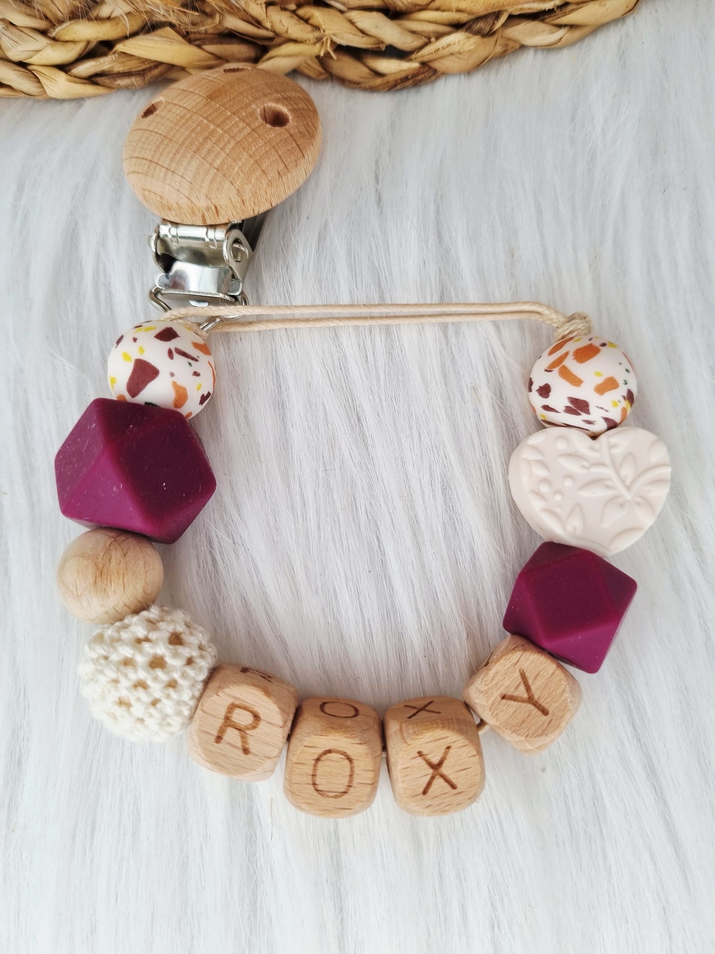 Attache-suce avec nom Daisy (choisissez vos propres couleurs)