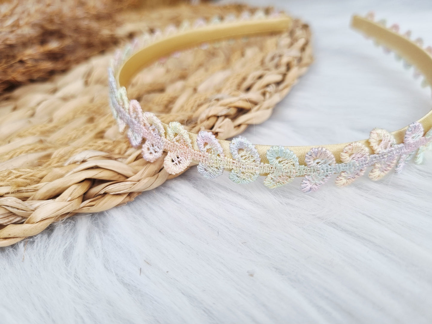 Diadeem hearts pastel
