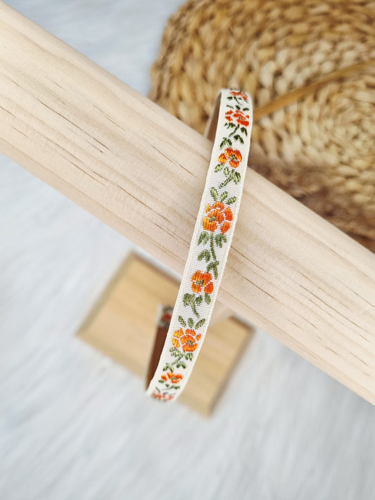 Boho diadeem bloemen creme/oranje