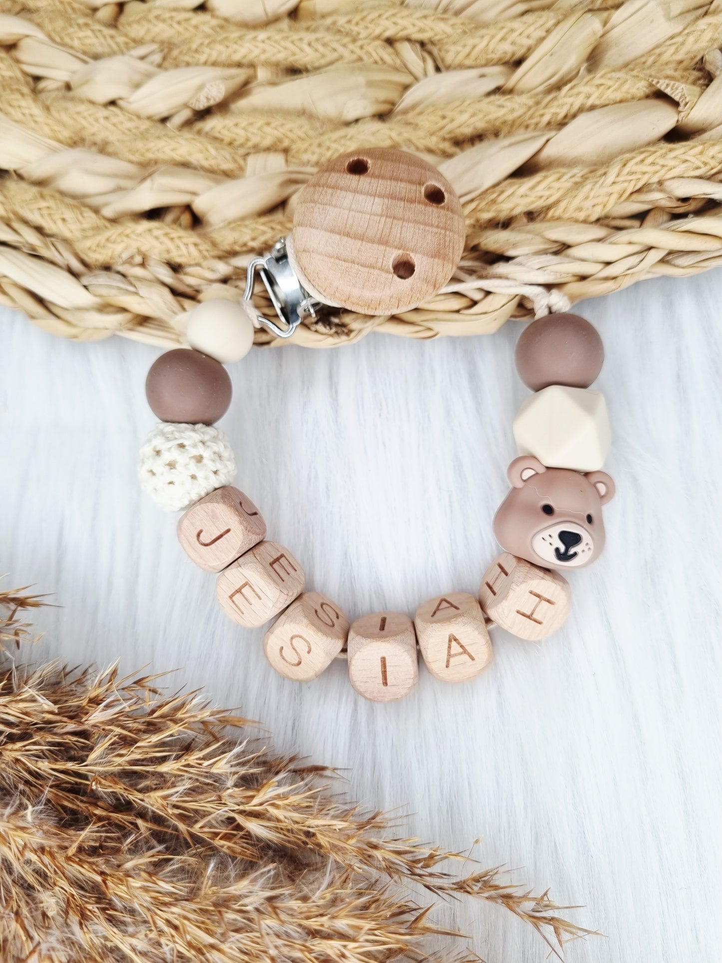 Speenkoord met naam figuurtje 
Beer, brownie, beige