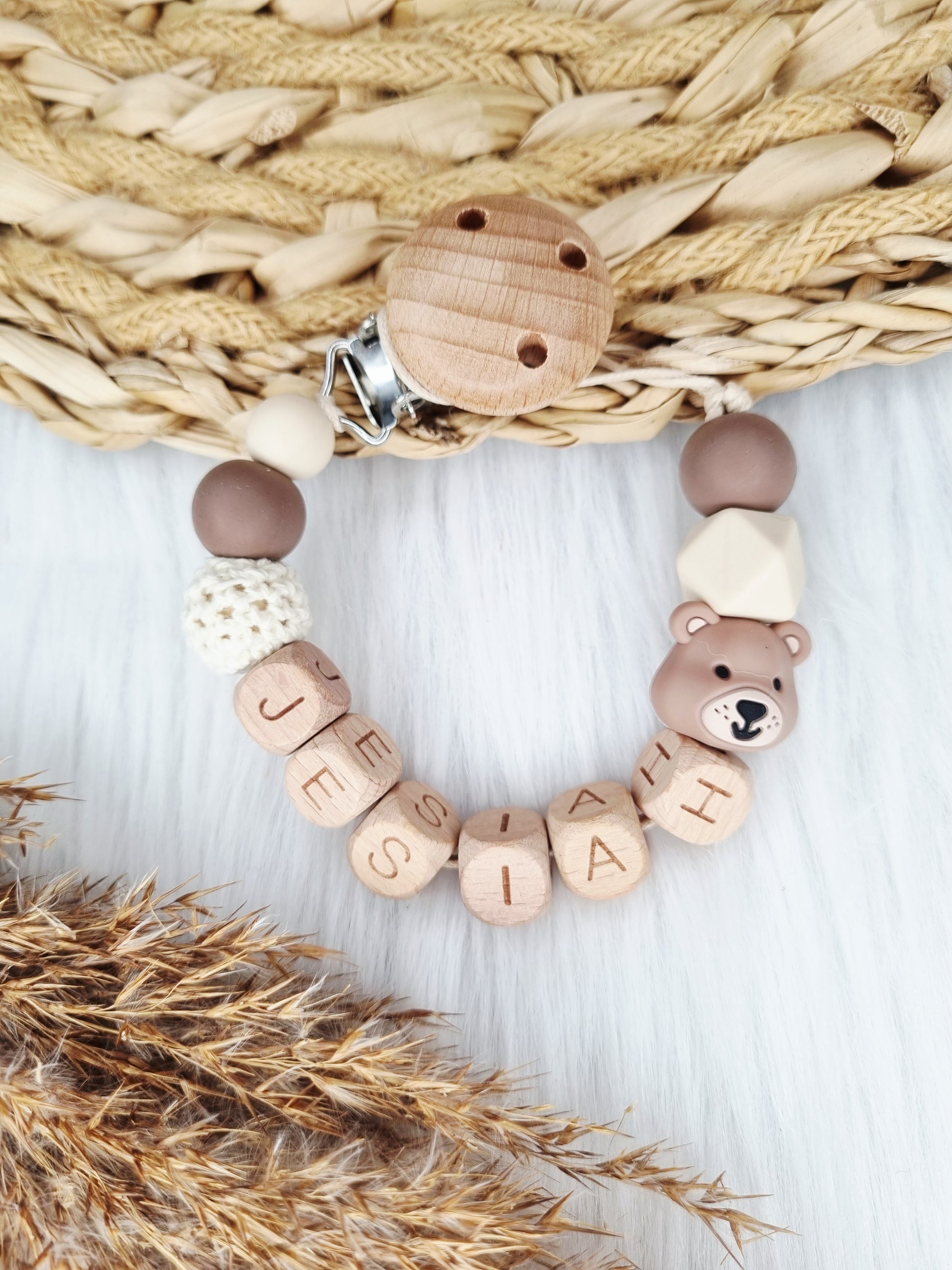 Speenkoord met naam figuurtje 
Beer, brownie, beige