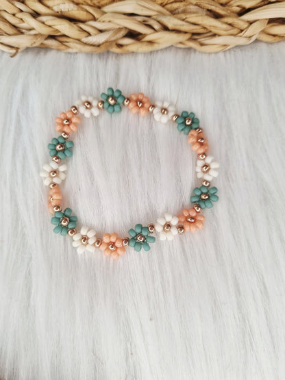 Daisy armband – Miyuki kralen wit,zalm,emerald