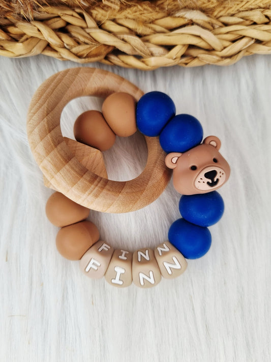 Bijtring met naam jouw ontwerp 
Beer Peach brons, marine