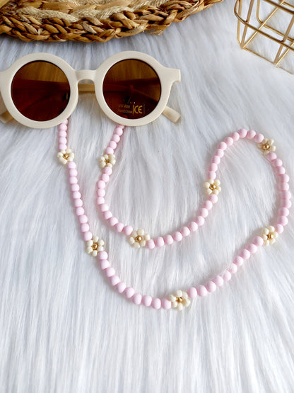 Dit mooie zonnebrillenkoord kan niet ontbreken voor de zomer. Zonnebrilkoord daisy lightpink